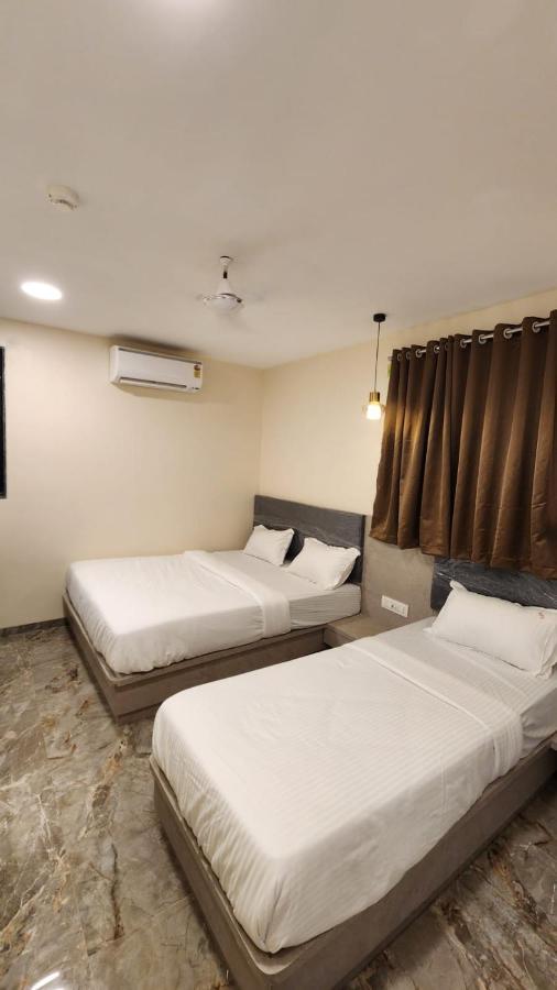 Peace International Hotel Bombaim Exterior foto